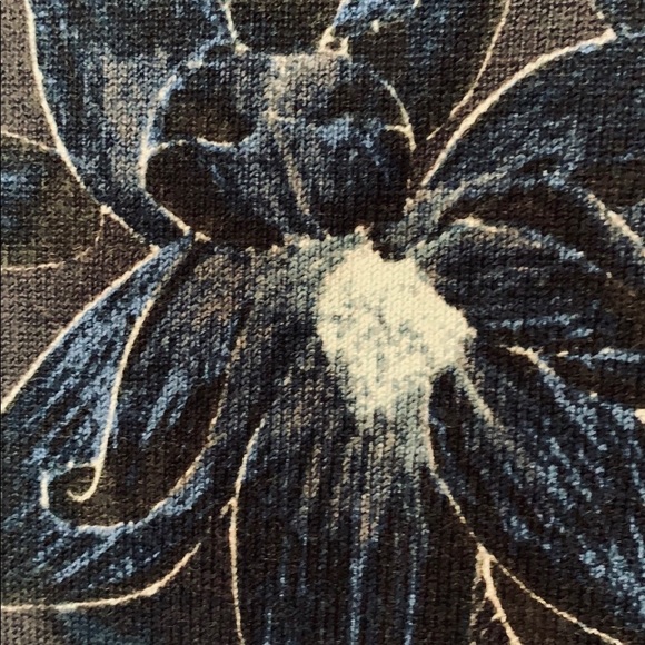 ~ ELLEN TRACY Luxurious Sweater Mid Weight XS, L - Picture 6 of 8